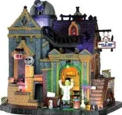 Lemax 35493 - Dr. Gloom N. Doom's Laboratory, With 4.5V Adaptor - Spooky Town Halloween Village Houses & Buildings