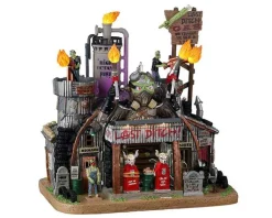 Lemax 25842 - Last Ditch Gas & Salvage, With 4.5-Volt Adaptor - Spooky Town Halloween Village Houses & Buildings