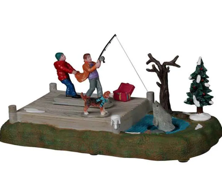 Lemax 24952 - Too Big A Catch, Battery-Operated (4.5-Volt) - Christmas Village Table Pieces